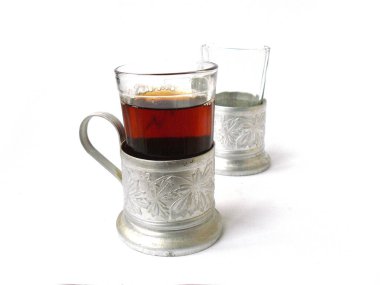 Çay bardak Cam tutucu, metal cam tutucu, granyonyi stakan, vintage Cam tutucu. Beyaz arka plan, yakın çekim, SSCB, Sovyet vintage, sap kafası stok görüntü, Nostalgishop