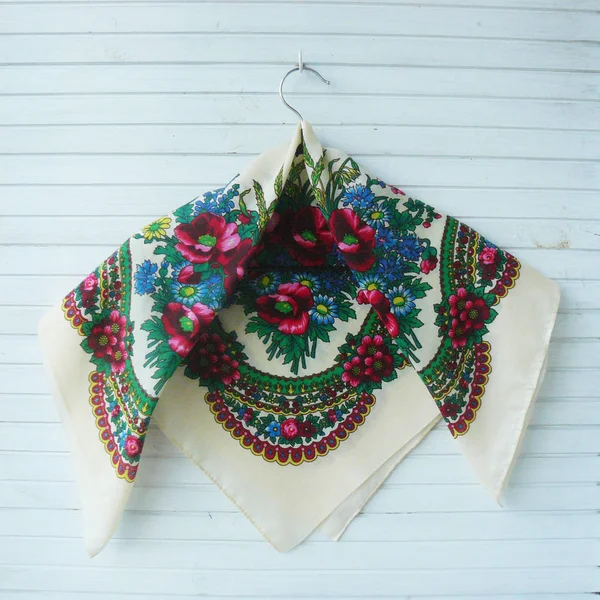 Foulard Avec Des Fleurs Foulard Floral Foulards Pour Femmes Châle — Photo