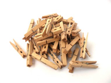 Clothespins, ahşap clothespins, kelepçeler, Vintage clothespins, Clothespins set, bej clothespins, bej beyaz, eski clothespins üzerinde Sovyet clothespins, SSCB, Sovyetler vintage, yakın çekim, beyaz arka plan, sap kafası stok görüntü, Nostalgishop