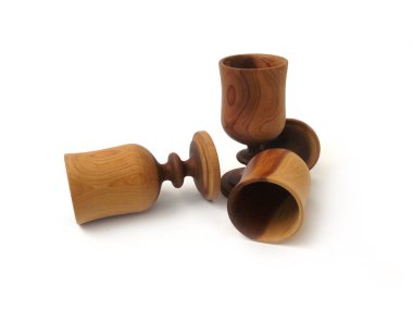 Şarap-gözlük, şarap gözlük, Konyak Gözlük, Vintage gözlük, eski gözlük, Sovyet vintage, SSCB, yakın çekim, beyaz arka plan, ahşap şarap, Gözlük, ahşap, sap kafası stok görüntü, Nostalgishop