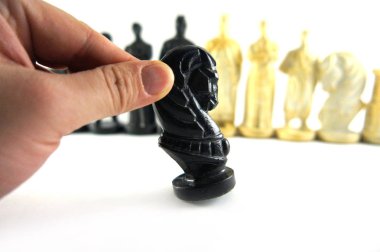 Satranç, satranç taşları, satranç kutusu, ahşap satranç, plastik satranç, eski satranç, Sovyet vintage, SSCB, beyaz arka plan, yakın çekim, sap kafası resim, Nostalgishop