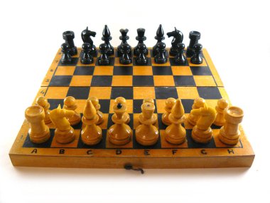 Satranç, satranç taşları, satranç kutusu, ahşap satranç, plastik satranç, eski satranç, Sovyet vintage, SSCB, beyaz arka plan, yakın çekim, el, el, manyetik satranç, sap kafası stok görüntü, Nostalgishop satranç