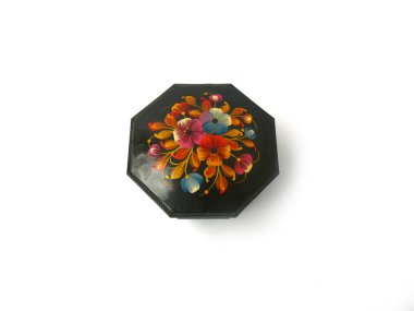 Mücevher kutusu, siyah mücevher kutusu, mücevher kutusu kapağı, resim, Petrikivka, çiçek deseni, Vintage, beyaz, siyah eski mücevher kutusu, süsleme, antik takı kutusu, SSCB, altın kutu, saman desen, sap kafası stok görüntü, Nostalgishop