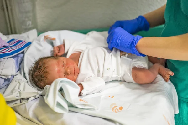 Primer Disfraz Bebé Recién Nacido Hecho Por Nurs — Foto de Stock