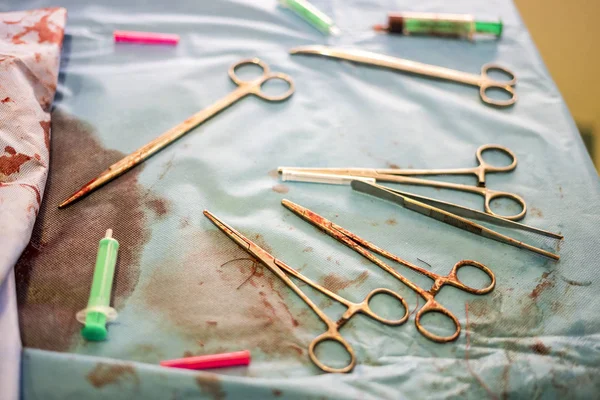 Zilveren Gynaecoloog Instrumenten Die Gebruikt Worden Tijdens Bevalling Het Ziekenhuis — Stockfoto