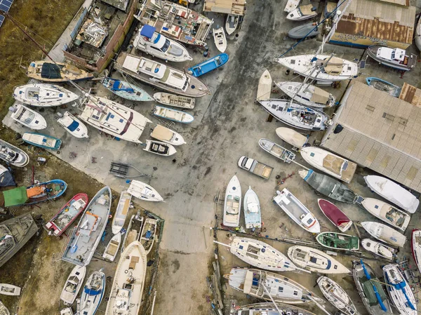 乾ドックとオリャン ポルトガルの多くの船を造船所の空撮 — ストック写真