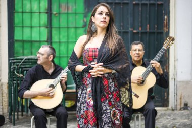 Fado bant geleneksel Portekiz müzik Meydanı, Alfama üzerinde Lisbon, Portekiz