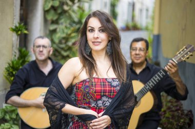 Fado bant geleneksel Portekiz müzik Alfama, Lizbon sokakta