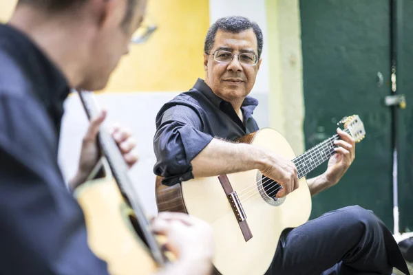 Two Fado Guitarists Acoustic Portuguese Guitars Alfama Lisbon Portugal — Stock Photo, Image