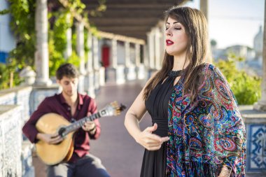 Bant geleneksel müziği fado pergola ile Portekiz fayans denilen azulejos altında Lizbon, Portekiz