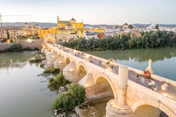 Letecký Pohled Slavný Římský Most Mešita Katedrála Córdoba Andalusie Španělsko — Stock fotografie