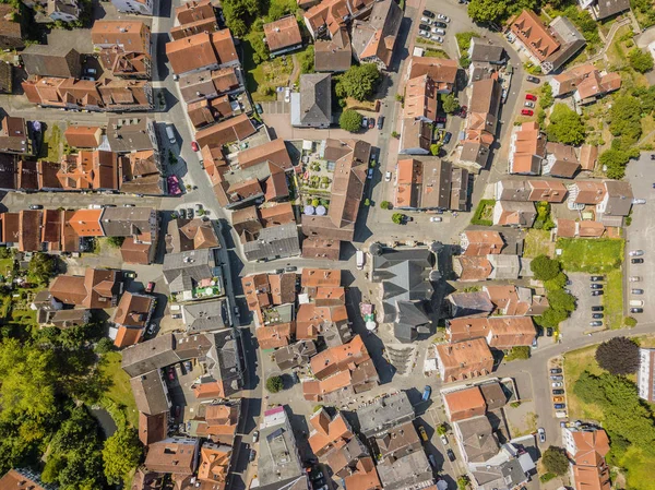 アーキテクチャ パターン ショッテン ヘッセ ドイツを作成する魅力的な小さな町の空撮 — ストック写真