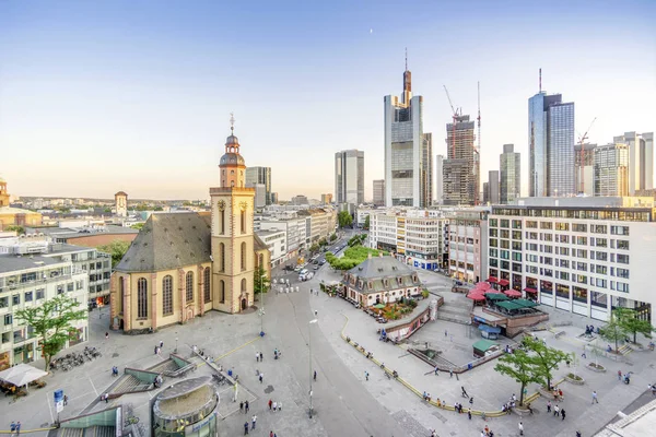 Katharinenkirche Und Moderne Innenstadt Mit Hochhäusern Frankfurt Main Deutschland — Stockfoto