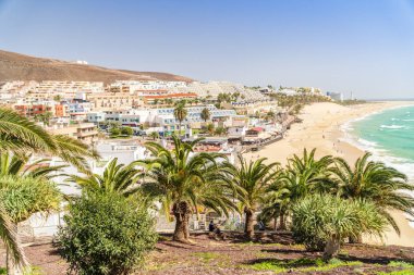 Güzel, geniş kumlu plaj Morro Jable, Fuerteventura, İspanya