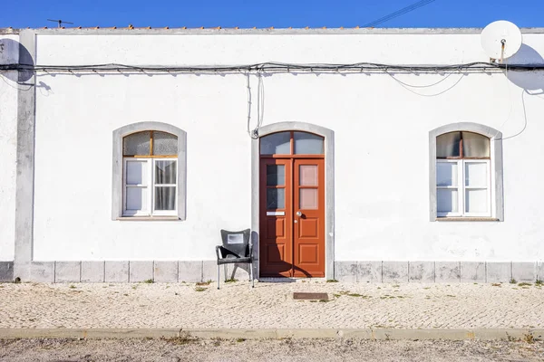 Algarve geleneksel Portekizli balıkçı evine giriş — Stok fotoğraf