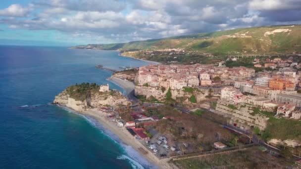 Luftaufnahme Von Tropea Auf Klippen Tyrrhenischen Meer Kalabrien Italien — Stockvideo
