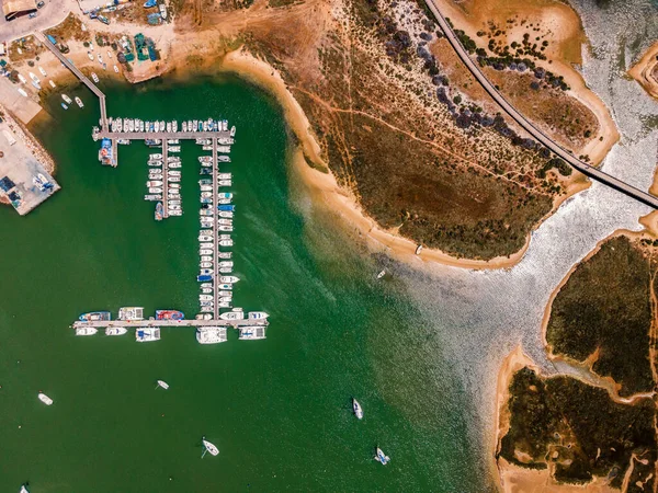 Flygfoto Över Småbåtshamn Och Strandpromenad Alvor Algarve Portugal — Stockfoto