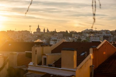Güzel Lizbon Çatı ve Gökyüzü Manzaraları