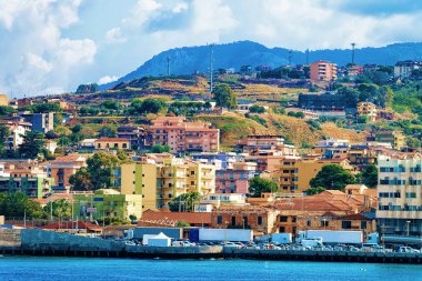 Messina, İtalya Sicilya Adası Akdeniz'de Cityscape