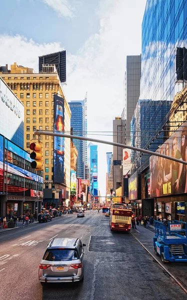 Nova York Eua Abril 2015 Arranha Céus Turistas Times Square — Fotografia de Stock