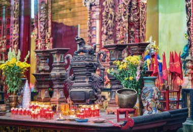 Can Tho, Vietnam Ong tapınakta, dua için nesneleri