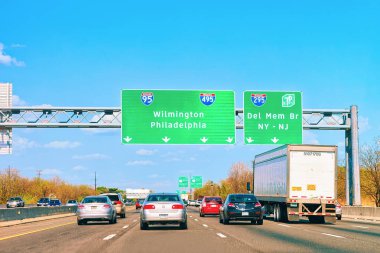 Dewark, Amerika Birleşik Devletleri - 3 Mayıs 2015: Araba Road, Delaware paralı, De, Amerika
