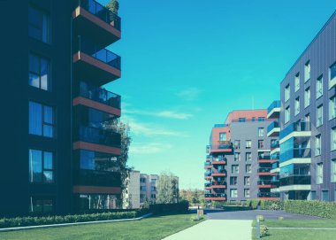Mimari apartman kompleksi. Ve açık hava tesisleri.