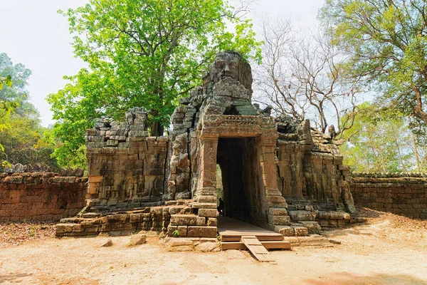 柬埔寨暹粒班迭则 Kdei 寺建筑群遗址 — 图库照片