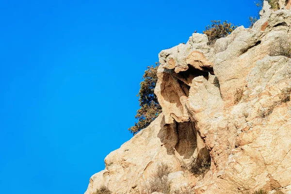 Montanhas Forma Uma Cabeça Com Nariz Olhos Costa Esmeralda Sardenha — Fotografia de Stock