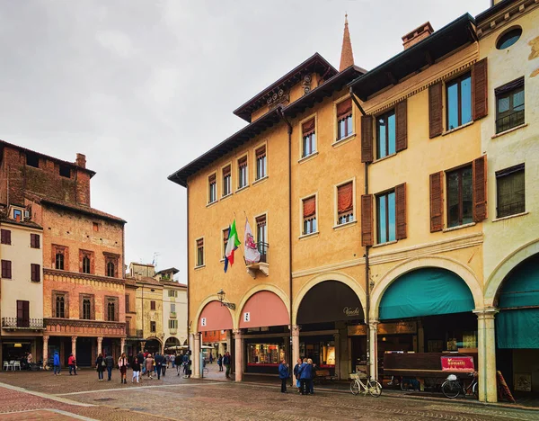 Mântua Itália Outubro 2016 Edifícios Rua Delle Erbe Mântua Lombardia — Fotografia de Stock