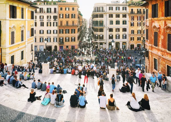 Řím Itálie Října 2016 Turisté Španělských Schodů Španělské Náměstí Římě — Stock fotografie