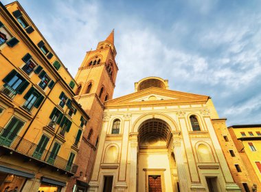 Bazilika Sant Andrea Mantua, Lombardiya, İtalya