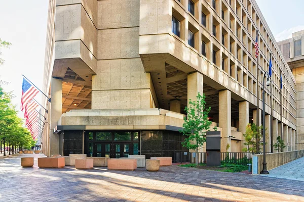 Edgar Hoover Building Mit Flaggen Die Sich Washington Usa Ist — Stockfoto