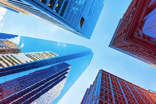 Philadelphia Amerikai Egyesült Államok Május 2015 Bishan Felhőkarcolók Tükröződik Üveg — Stock Fotó