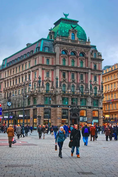 Vienna Oostenrijk Januari 2014 Mensen Lopen Oude Stad Centrum Van — Stockfoto