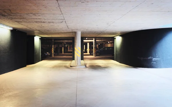Подземный Гараж Современном Доме — стоковое фото