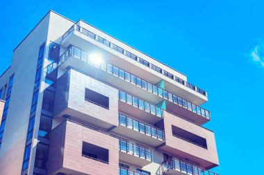 Druskininkai, Litvanya - 1 Mayıs 2017: Çağdaş Avrupa konut ev. Tonda