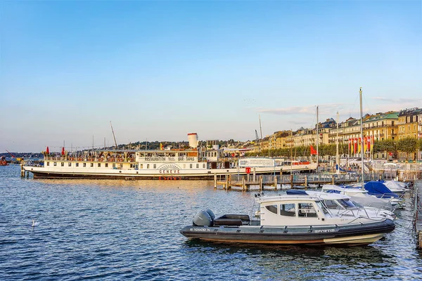 Ginebra Suiza Agosto 2016 Barcos Barcos Vapor Lago Ginebra Promenade — Foto de Stock