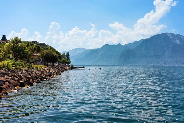 Montreux Schweiz Augusti 2016 Alperna Bergen Och Kusten Genève Sjön — Stockfoto