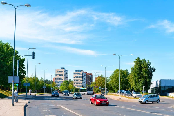 Вильнюс Литва Июня 2017 Года Уличный Вид Дорогу Автомобилями Жилыми — стоковое фото