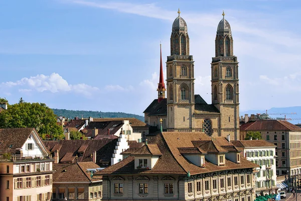 Zurich Suiza Septiembre 2016 Torres Dobles Iglesia Grossmunster Zurich Suiza — Foto de Stock