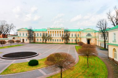 Park de Cumhurbaşkanlığı Sarayı eski şehir merkezi Vilnius, Litvanya