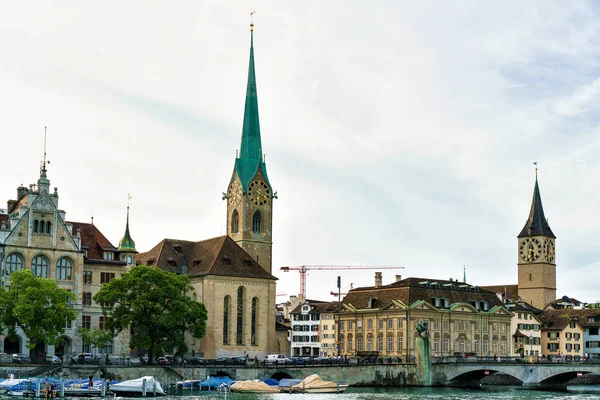 Zurique Suíça Setembro 2016 Igreja São Pedro Igreja Fraumunster Cais — Fotografia de Stock