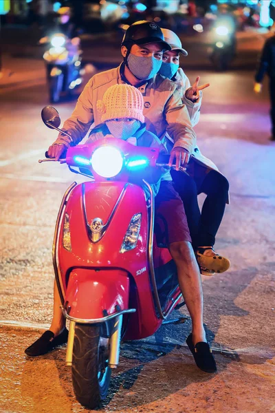 Hoi Vietnã Fevereiro 2016 Família Moto Rua Cidade Velha Hoi — Fotografia de Stock