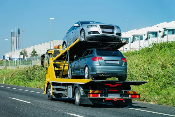 Auto Vervoerder Weg Vrachtwagen Transporter — Stockfoto