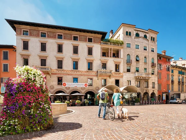 Bérgamo Italia Agosto 2016 Turistas Settembre Ciudad Baja Bérgamo Lombardía — Foto de Stock