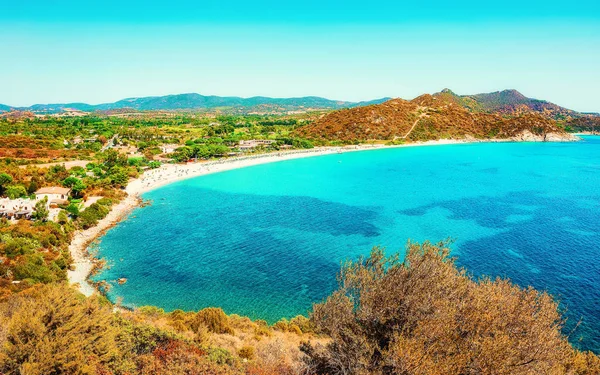 Pobřeží Nádherné Villasimius Beach Zálivu Modrých Vod Středozemním Moři Ostrově — Stock fotografie