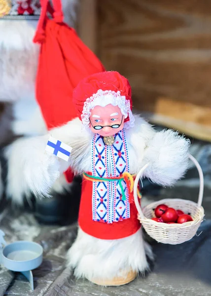 芬兰拉普兰Rovaniemi芬兰圣诞市场的冬季萨米纪念品 在北极地区 — 图库照片