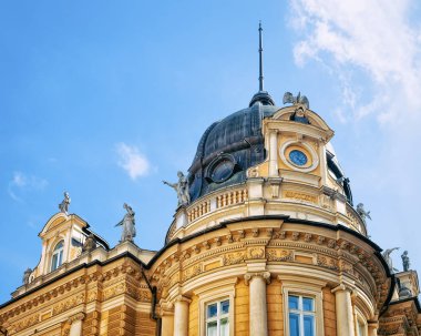 Ljubljana, Slovenya tarihi merkezinde bir binanın dekorasyonu