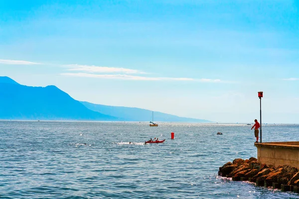 Vevey Švýcarsko Srpna 2016 Loď Lidé Ženevském Jezeře Vevey Kantonu — Stock fotografie